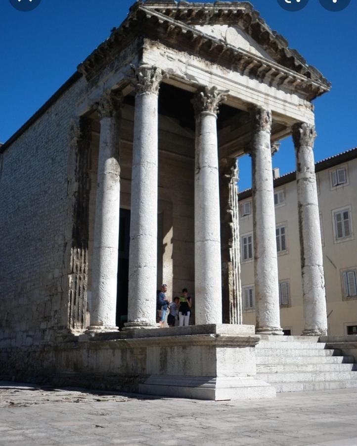 Apartman Diana,Free Parking Pula Exterior foto